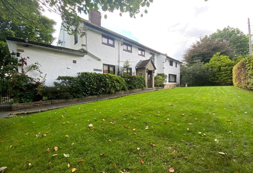Mottram Old Road, Stalybridge... 5 bed detached house £695,000
