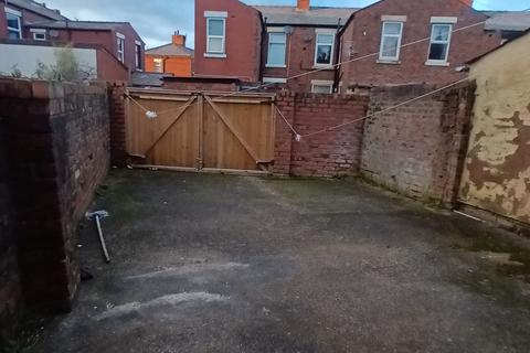 1 bedroom flat to rent, Alert Street, Ashton-on-Ribble PR2