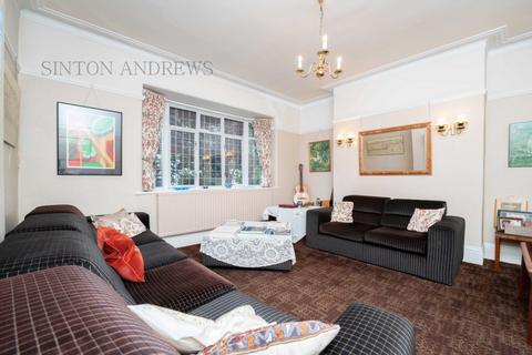 5 Mortimer Road, London, W13 8NG
