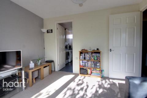 Studio to rent, Burns Road, Loughborough