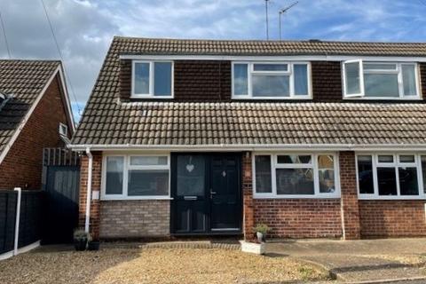 8 Grasscroft, Northampton, NN2 8QH