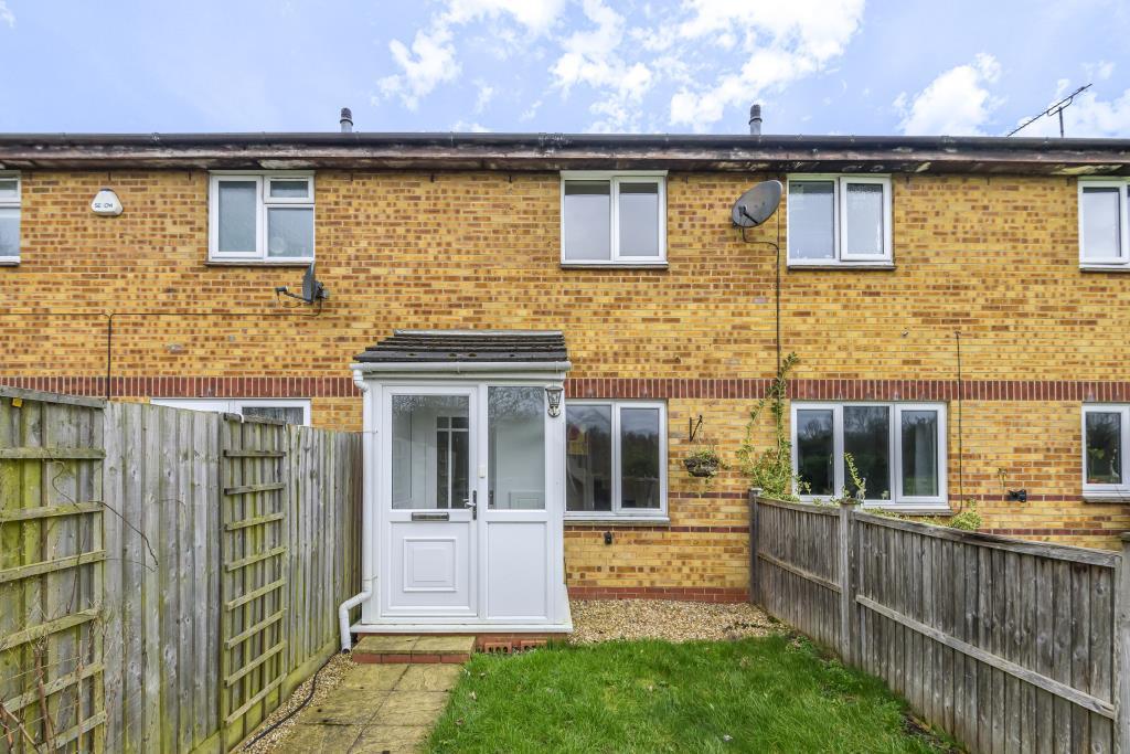 The Pastures, Aylesbury, HP20 2 bed terraced house £275,000