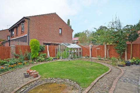 4 bedroom detached house to rent - ATCHERLEY CLOSE, FULFORD, YORK, YO10 4QF