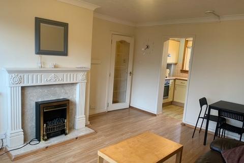 1 bedroom flat to rent, Queens Court, Bridge of Allan, Stirling, FK9