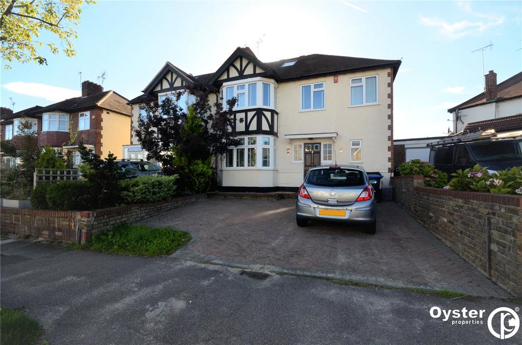 Church Hill, London, N21 5 bed semidetached house £2,750 pcm (£635 pw)