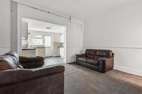 4 May Street, Leigh, WN7 4TX
