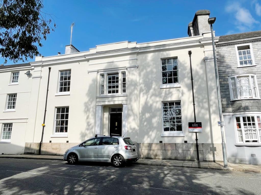Flat 6, 59 West Street, Tavistock, Devon 1 bed flat £55,000