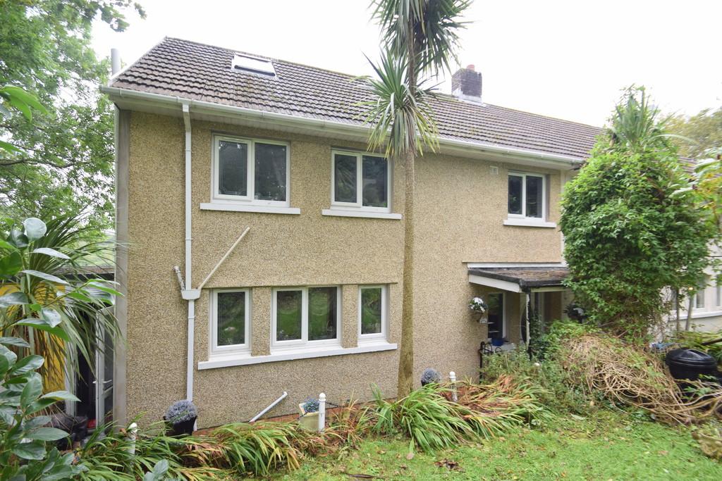 48 Craiglas, Llangeinor, Bridgend... 3 bed semidetached house £169,950