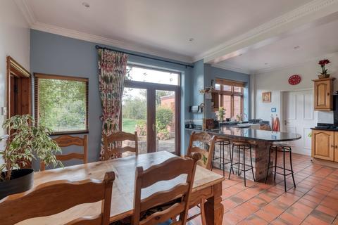 Orchard House Main Road, Hallow, Worcester, WR2 6PW