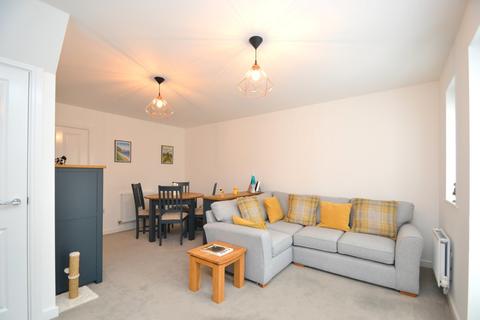 27 The Circle, Great Blakenham, Ipswich, IP6 0FD