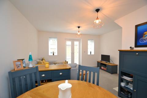 27 The Circle, Great Blakenham, Ipswich, IP6 0FD
