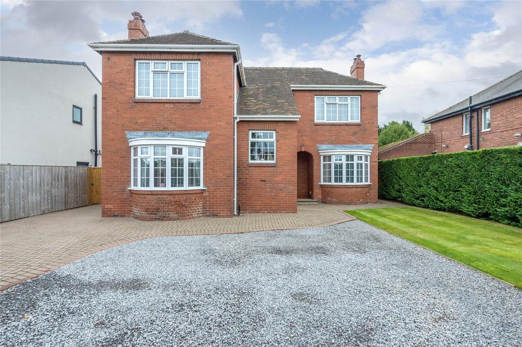 Highway, Elvet Moor, Durham, DH1 3 bed detached house £595,000