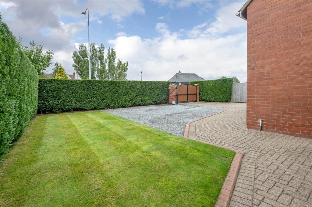 Highway, Elvet Moor, Durham, DH1 3 bed detached house £595,000