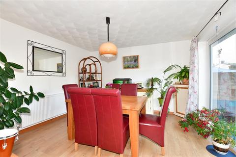 71 Cobdown Close, Ditton, Aylesford, ME20 6SZ