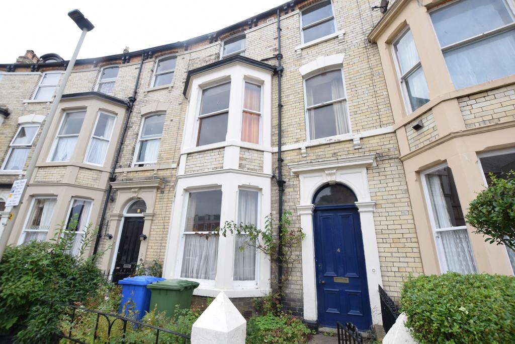 Albion Crescent, Scarborough 6 bed terraced house £110,000