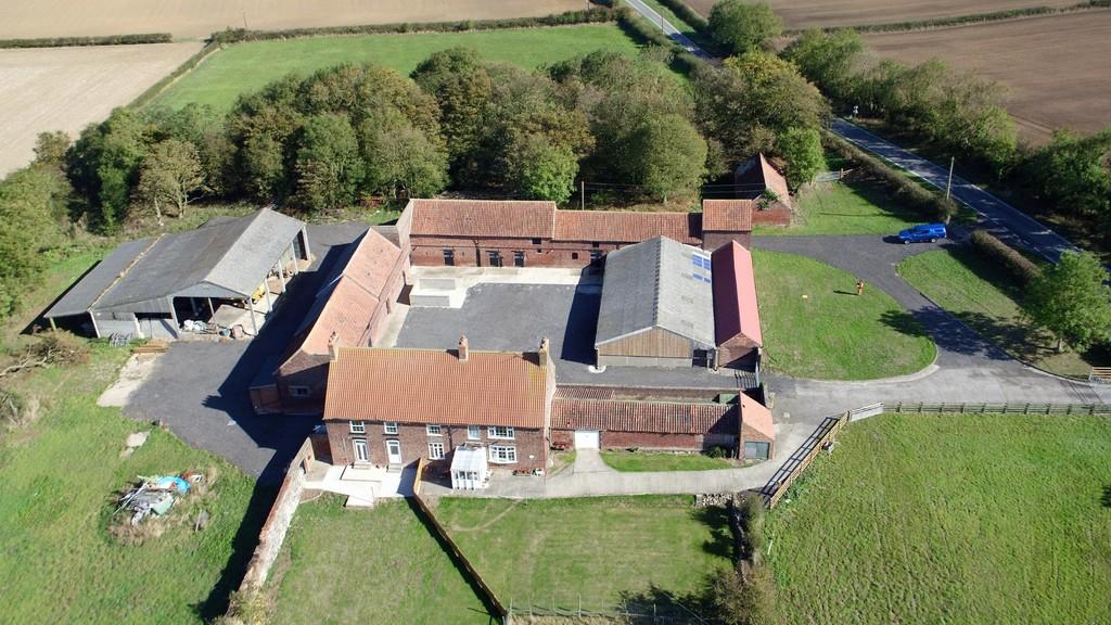 Hunmanby Gap, North Yorkshire 3 bed equestrian property for sale £900,000