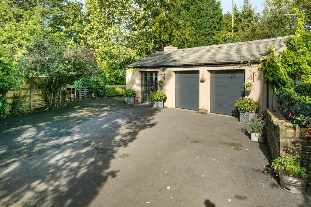Garages and Gym