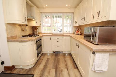 38 Fallowfield Road, Walsall, WS5 3DH