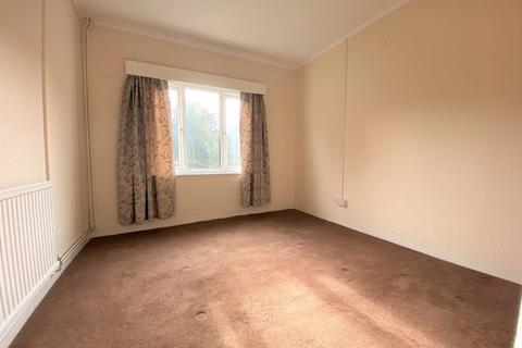 145 Beacon Lane, Exeter, EX4 8LR