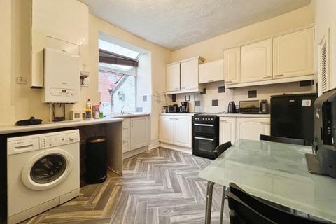 2 bedroom terraced house to rent, Cromer Avenue, Tonge Fold, Bolton