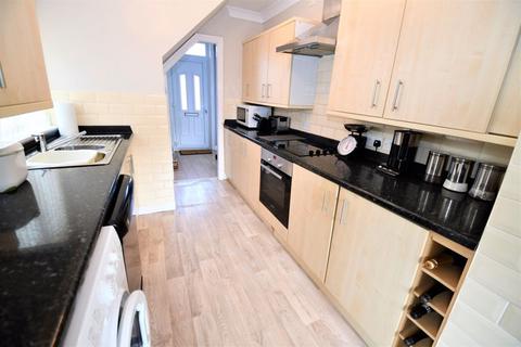 33 Branksome Drive, Salford, M6 7PP