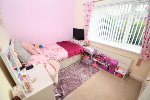 33 Branksome Drive, Salford, M6 7PP