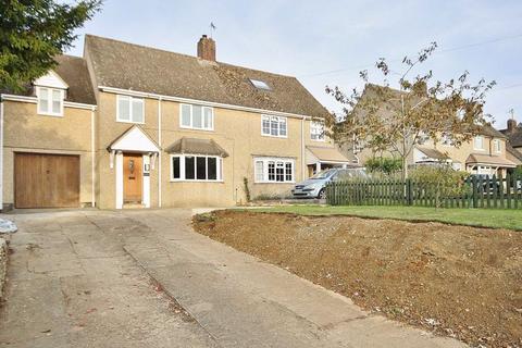 Rosedene Middletown, Hailey, Witney, OX29 9TA