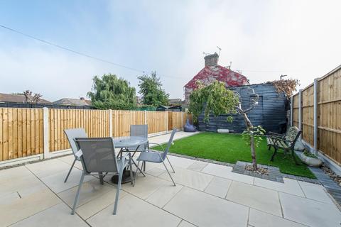 11 Eglinton Road, Swanscombe, DA10 0HS