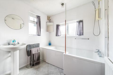 11 Eglinton Road, Swanscombe, DA10 0HS