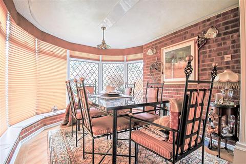 40 Highfield Close, Sutton On Hull, Hull, HU7 4UA