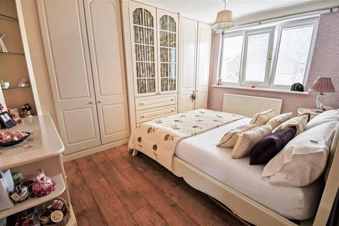 40 Highfield Close, Sutton On Hull, Hull, HU7 4UA