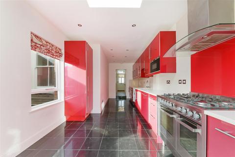 44 Lambton Road, Raynes Park, London, SW20 0LP