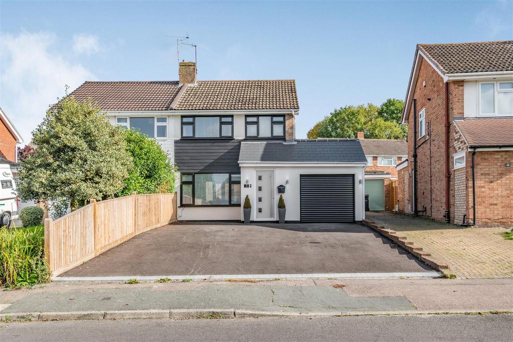 Richmond Way, Maidstone 3 bed house £375,000