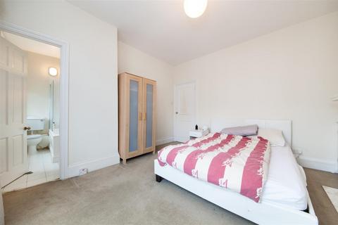 1 bedroom flat to rent - Hemstal Road, West Hampstead NW6