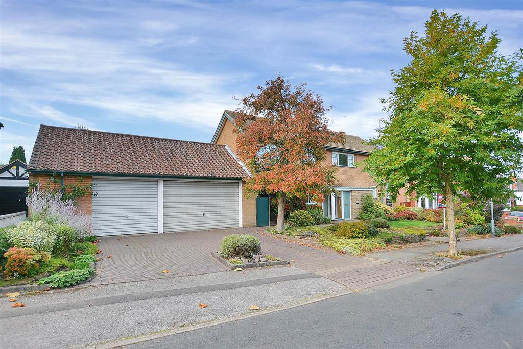 Alexandra Avenue, Mansfield 4 bed detached house £495,000