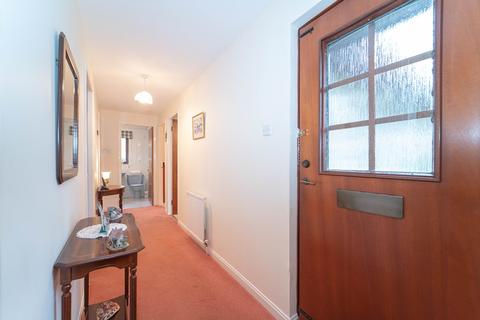 9 Macrosty Gardens, Crieff, PH7 4LP