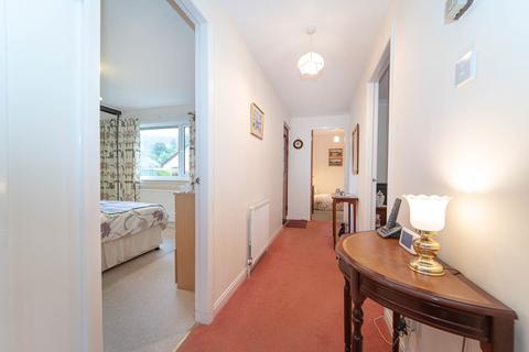 9 Macrosty Gardens, Crieff, PH7 4LP
