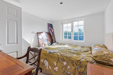 77 Croydon Road, Keston, BR2 8HU