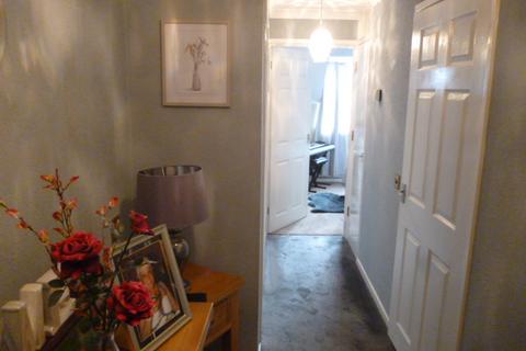 2 bedroom flat for sale - PRIORY COURT, GLASSHOUSE HILL, OLDSWINFORD DY8