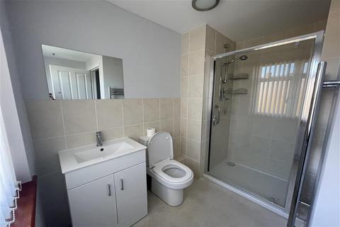 10 Bramblewood Close, Carshalton, SM5 1PG