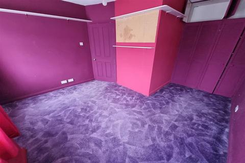 10 Bramblewood Close, Carshalton, SM5 1PG