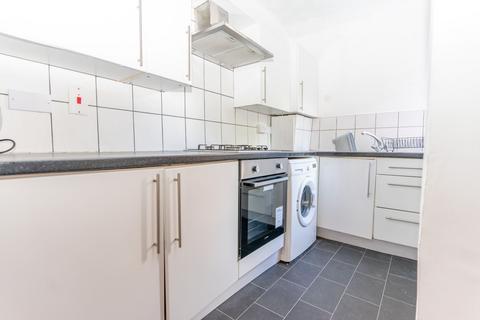 4 bedroom terraced house to rent, Liverpool L15