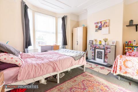 undefined, Penny Lane, Liverpool L18