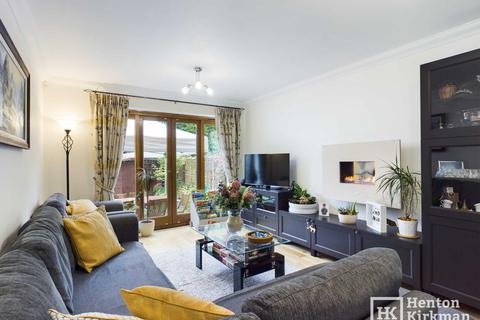 2 Beams Way, Billericay, CM11 2NL