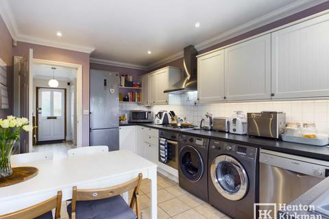 2 Beams Way, Billericay, CM11 2NL