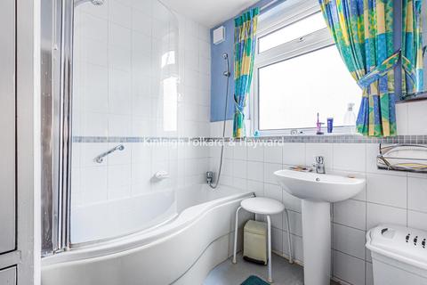 83 Copse Avenue, West Wickham, BR4 9NW