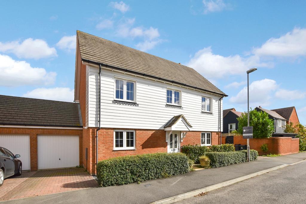 Downsberry Road, Bridgefield, Ashford, Kent, TN25 4 bed detached house