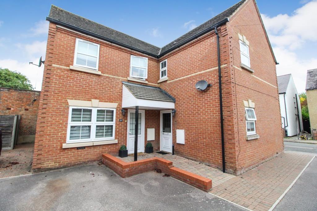 Cater Street, Kempston, Bedford 2 bed semidetached house £200,000