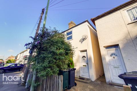 86 London Road, Stone, Dartford, DA2 6AX