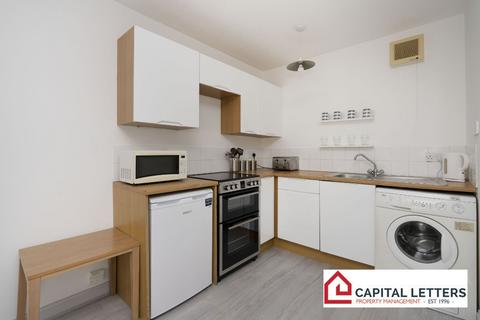 undefined, Douglas Street , Stirling FK8